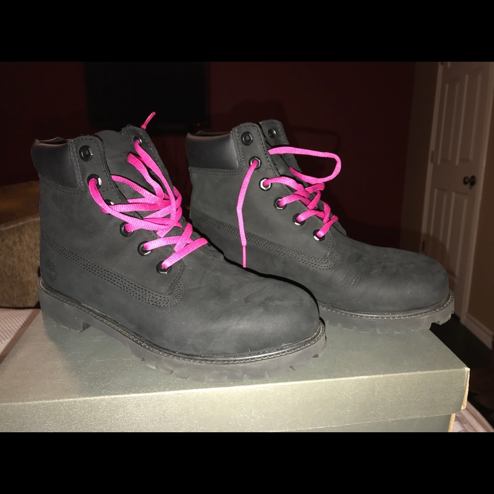 Timberlands - Picture 2 of 4